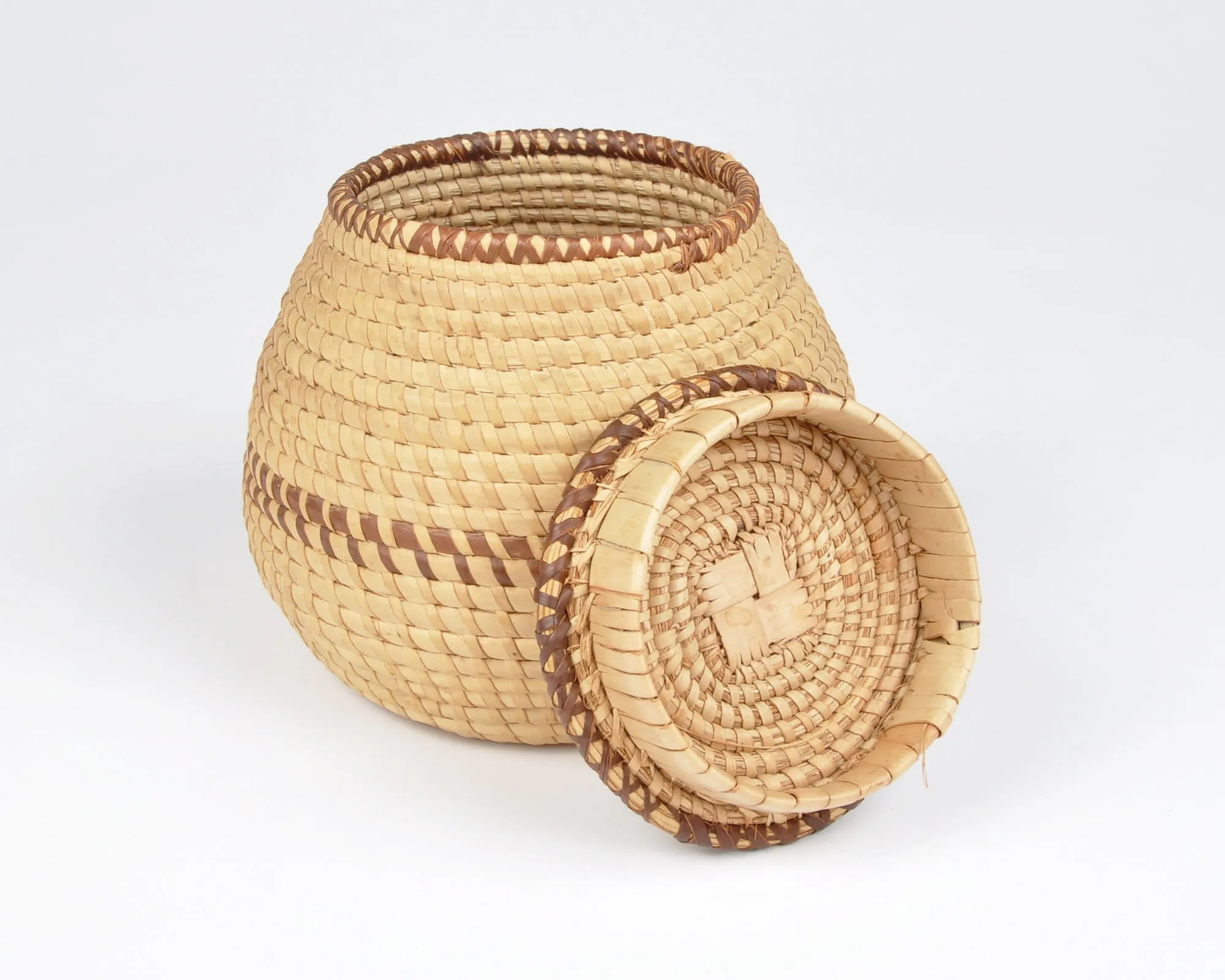 Vintage Native American Woven Grass Lidded Covered Basket-Handwoven Storage Basket-Two Tone-Button Box-Jewelry Box